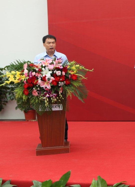 环翠区委常委,宣传部长孙军主持开幕式